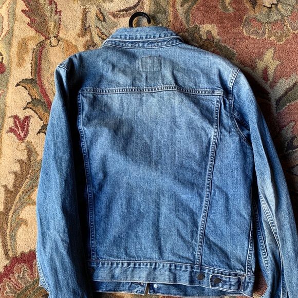 GAP Jean Jacket - Picture 3 of 3